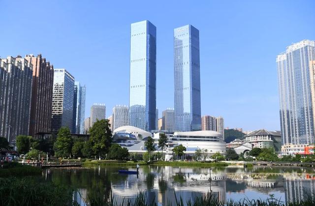 贵阳热门景点公交乘车攻略，带你get正宗夜生活~