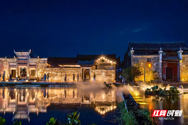 观潮的螃蟹丨一个古村改造的文旅样本