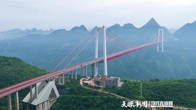 景借桥生辉 桥因景添彩