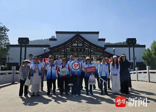 南京近30名精神障碍者及亲友自发组团去旅行，用徒步、欧卡和歌声打开心窗
