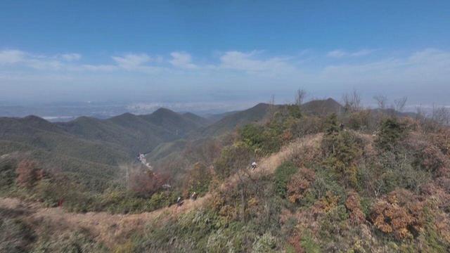 鄣吴镇四条徒步路线全线贯通，为徒步爱好者提供新选择！