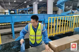 “五一”假期自贡市邮政快递业揽投包裹量同比大幅上升图片