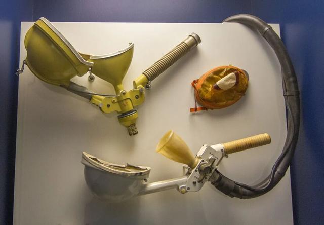 宇航员如何在太空解决生理需求