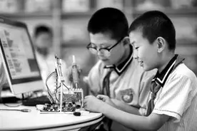 “哭鼻子”的女孩笑着圆梦了图片