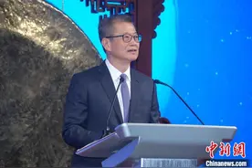 宁德时代在香港联合交易所主板挂牌上市图片