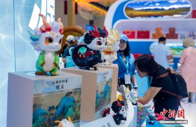 中国地域文创变“特产”：少点“土味”，多点趣味