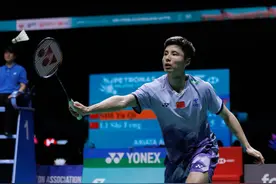 石宇奇逆转进决赛，贾一凡赛后真情流露图片