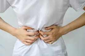 睡前饿了，“吃点再睡”还是“饿着睡”？这3类人建议别饿肚子睡觉→图片