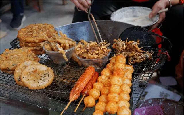 千年银杏韵，金黄满地诗，金色海洋游玩攻略来了！