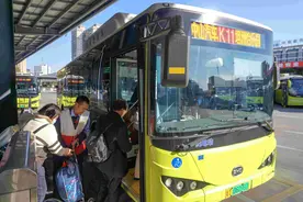 春节里的温暖坚守！3000多中山公交人护航市民假期出行图片
