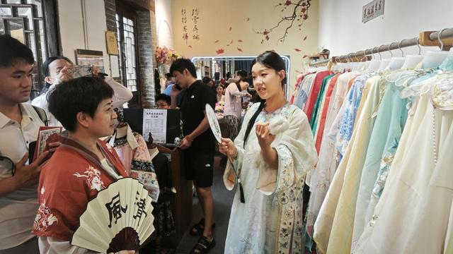 开启周村古商城全新文旅体验！实景穿越剧游《蚕谋》即将开放