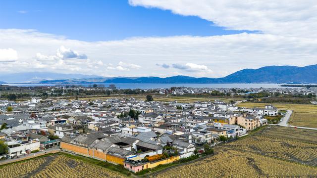 喜洲古镇迎客来