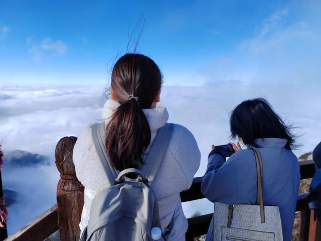 携程、百事通、去哪儿三大品牌核心销售团队走进太白山