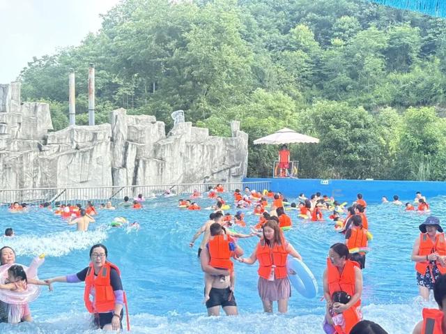 乐游绵阳 清凉一夏 ‖ 拒绝燥热！带娃趣冲浪、泡温泉、玩非遗，摘葡萄…北川这个地方简直不要太安逸！