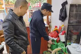 严查“一罐多灶” 松岗网格清除餐饮燃气“隐形炸弹”图片