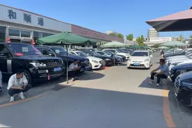 新车火热旧车遇冷 二手车电池残值评估成“堵点”图片