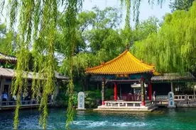 乘“齐鲁1号”列车，泰山、三孔、蓬莱阁…这200余家景区全优惠图片