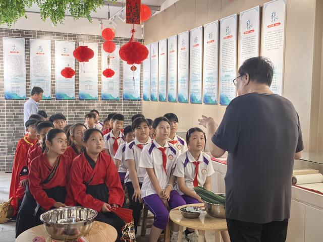 习近平总书记关切事｜好家风薪火传