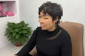 女子被推销隆胸，没想到竟是掉入“陷阱”……千万要警惕！图片