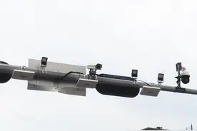 提醒！电动自行车违法出行会被抓拍！图片