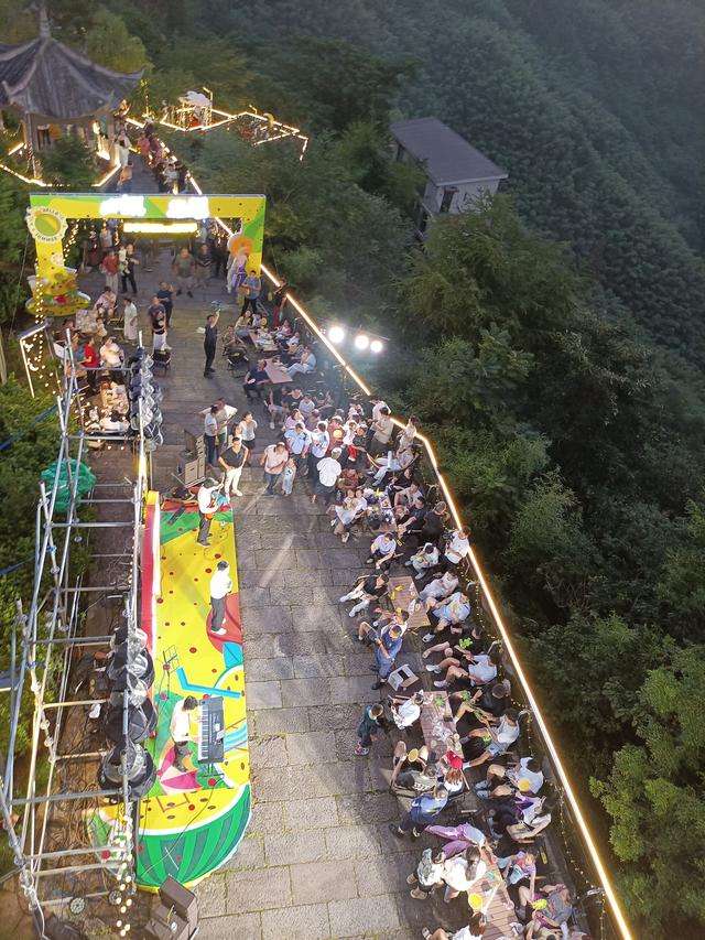 共赏高山西瓜与共富山水！宁波鹿亭夏日LIVE潮玩季开启