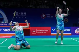 威克多·中国羽毛球公开赛｜国羽提前包揽女双冠亚军图片
