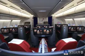 万米高空看《歌手》！深圳航空联手湖南卫视实现“空中”首播图片