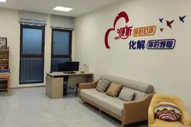 建设解忧驿站、平安屋，万里街道深耕细作基层治理图片