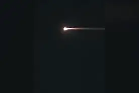 “老亮、老震撼了！”松花江上空出现“超级大流星”，黑龙江多地居民目击图片