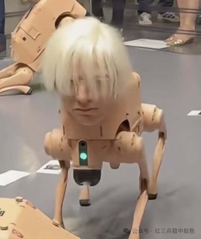 马斯克人头机器狗，70万一只被抢空！网友：太诡异了，十个道士才能镇住！