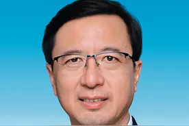 瞭望·瞭望访谈 | 遵循规律 守正创新 向世界一流大学前列迈进——专访中国工程院院士、哈尔滨工业大学党委书记陈杰图片