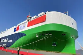 中国汽车出口“船不够用了”？自主品牌忙造船 带“卷”海外市场图片