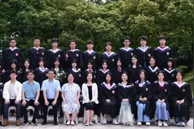 为无声者发声 西南政法大学全国首届法律手语本科生毕业图片