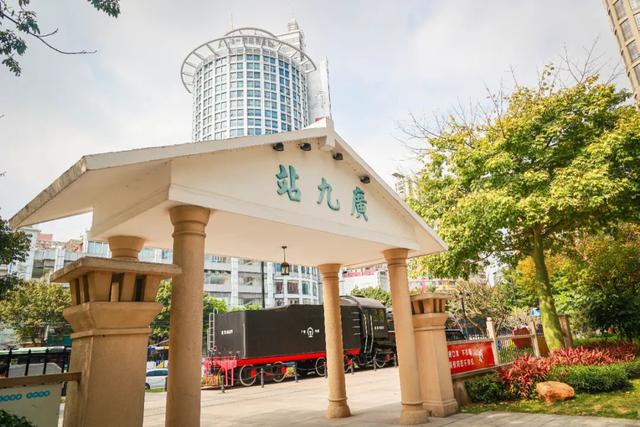 文化漫步、打卡绿皮火车、探寻街头烟火……这样玩才尽兴！