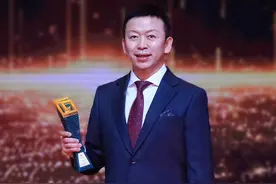 上海市摄影家协会副主席敖国兴荣获第十五届中国摄影金像奖图片