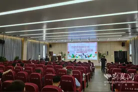 夏日蝉鸣中静待花开 张家铺学校开展班主任经验交流会图片