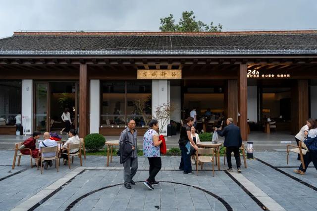 巡游互动、文化体验、趣味游园......城厢古城继续嗨起走→