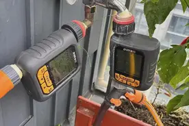 女子家中水表飞转11天“用水”100多吨 1个月水费755元图片