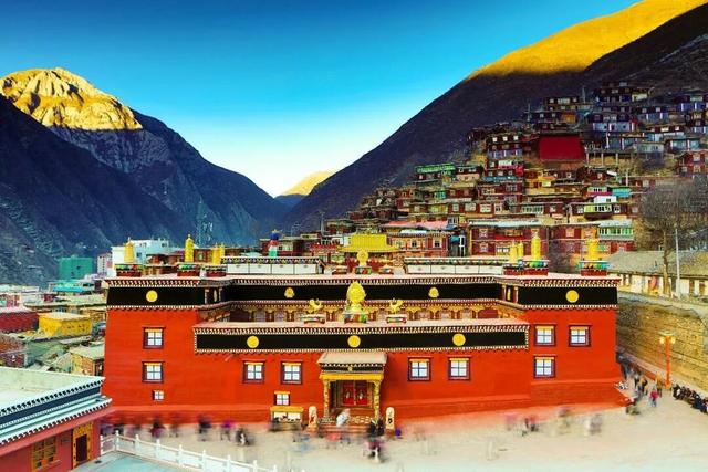 秋天的公路旅行，我会选择G317！