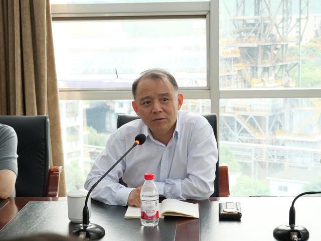 当好“智囊团” 院士专家走进六盘水传播科技力量