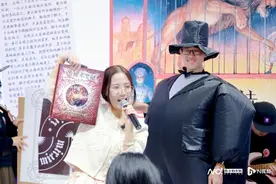 变出胳膊，猜出纸牌！这场活动为小读者揭示魔术的秘密图片