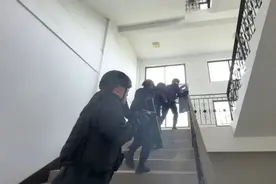 超燃！金山特警全武装实景演练～图片