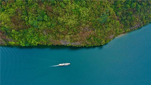 2.5h缩短至1h车程!趁高速通车来这两座宝藏小城,品品茶香和诗意……