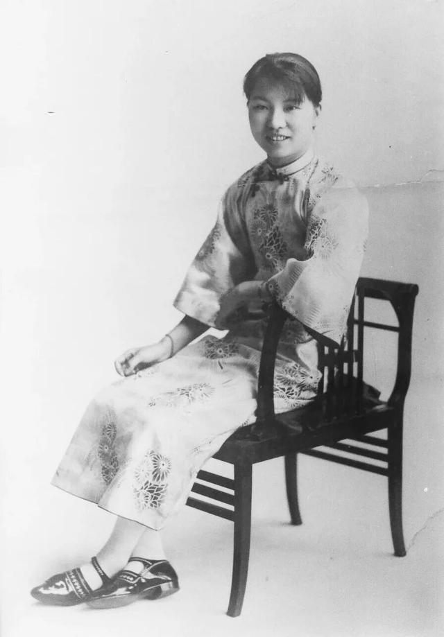 记者专访朱枫烈士孙女朱容瑢