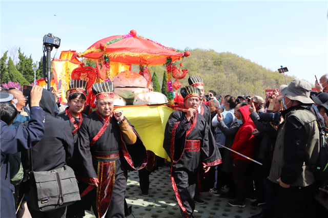 乘着高铁游威海 | 千里山海，等你！