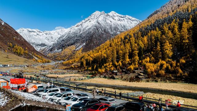 C视觉·遥望雪山(59)丨最佳观山季来临 C视觉摄影师把川西顶流美景为你“一网打尽”