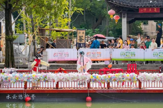 游上海松江 寻上海之根 | 国庆节首日，1.5万人涌入仓城……