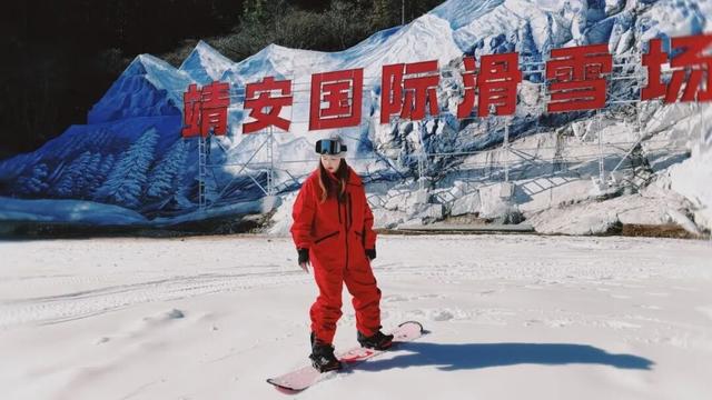南方雪山，滑雪靖安！靖安国际滑雪场12.28开启试营业，家门口的滑雪自由来啦~