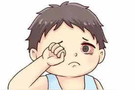 孩子频繁眨眼，可能是眼睛发炎图片