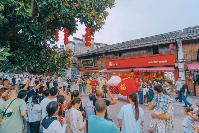 热力十足！国庆中秋假期，奉化开启“人从众” 模式！